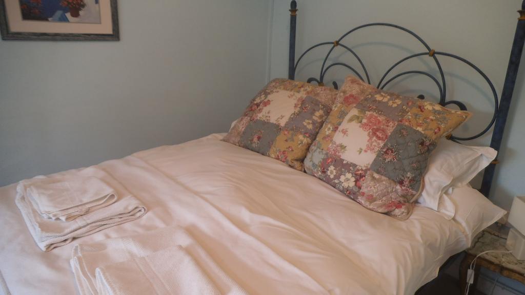 Honeysuckle Cottage Bourton-on-the-Water Habitación foto