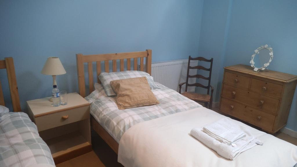 Honeysuckle Cottage Bourton-on-the-Water Habitación foto